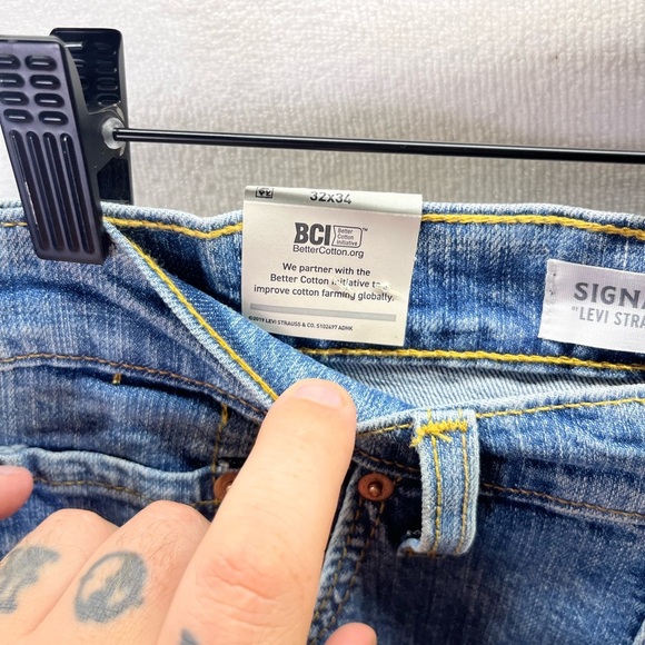 Levi’s Signature S67 Athletic Jeans Mens 32/34 NWT Blue Stretch Denim Pants 2339 - Picture 2 of 9